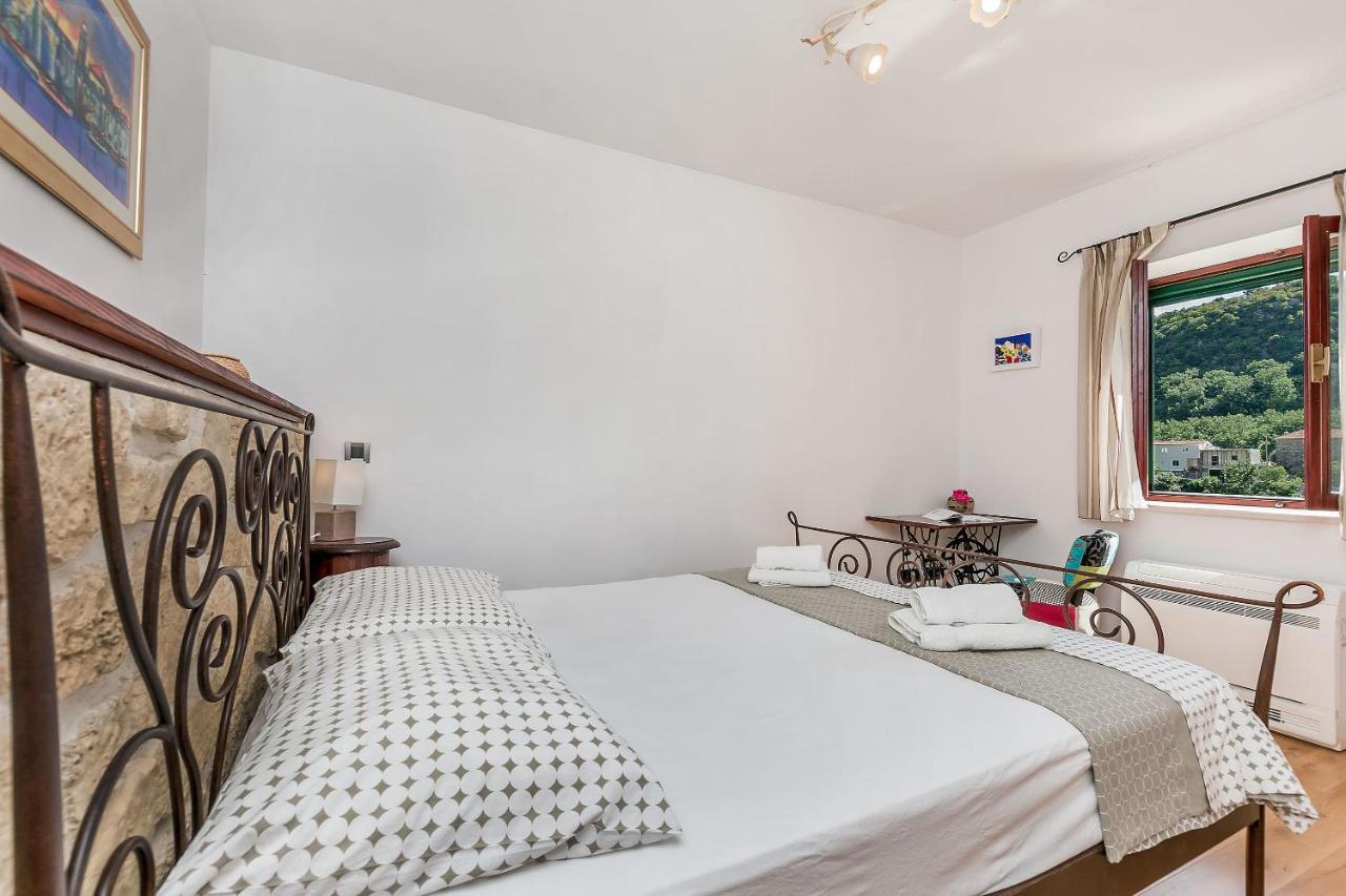 Villa Holiday Home Zvecanje Екстериор снимка